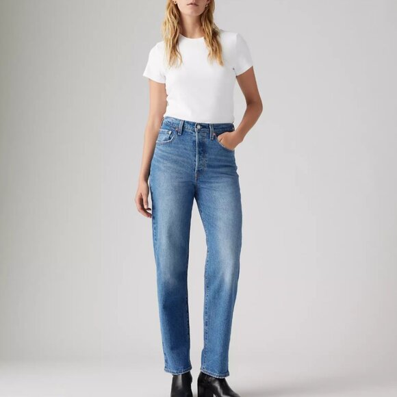 Levi's RIBCAGE STRAIGHT ANKLE WOMEN'S JEANS -- size 28x27 medium wash - Picture 1 of 5